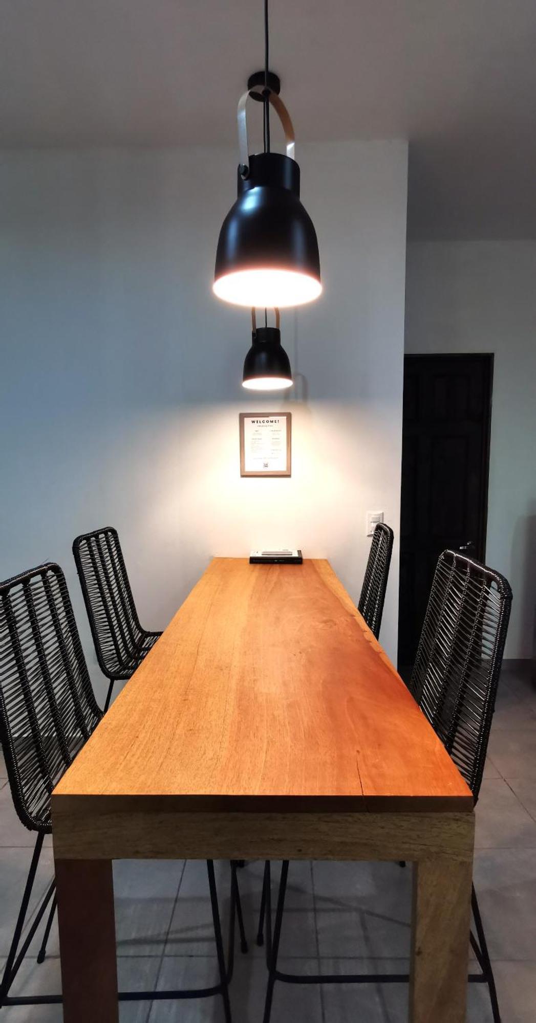 Apartment Riverside - Walk To The In Santa Teresa! Newly Renovated!
