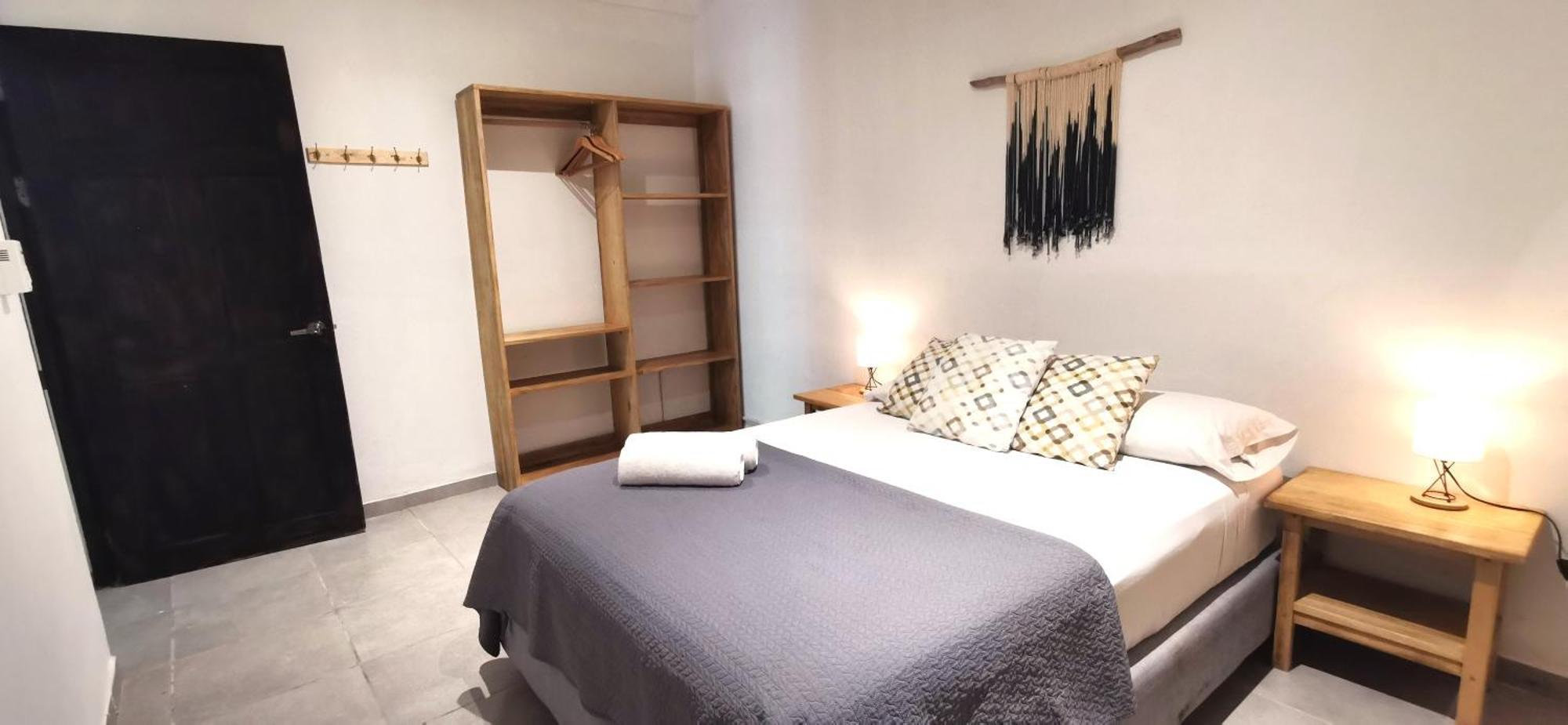 Apartment Riverside - Walk To The In Santa Teresa! Newly Renovated! Playa Santa Teresa (Puntarenas)