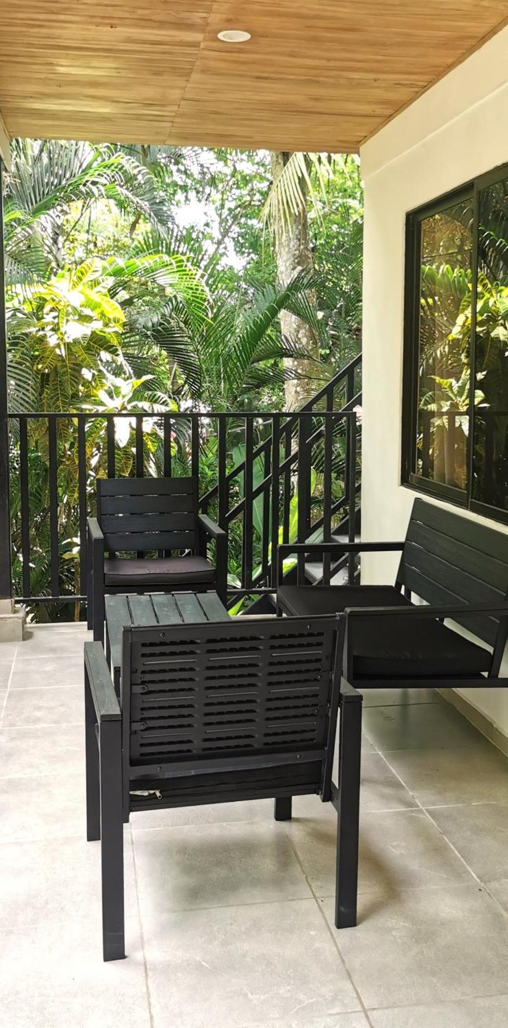 Riverside - Walk To The In Santa Teresa! Newly Renovated! Apartment