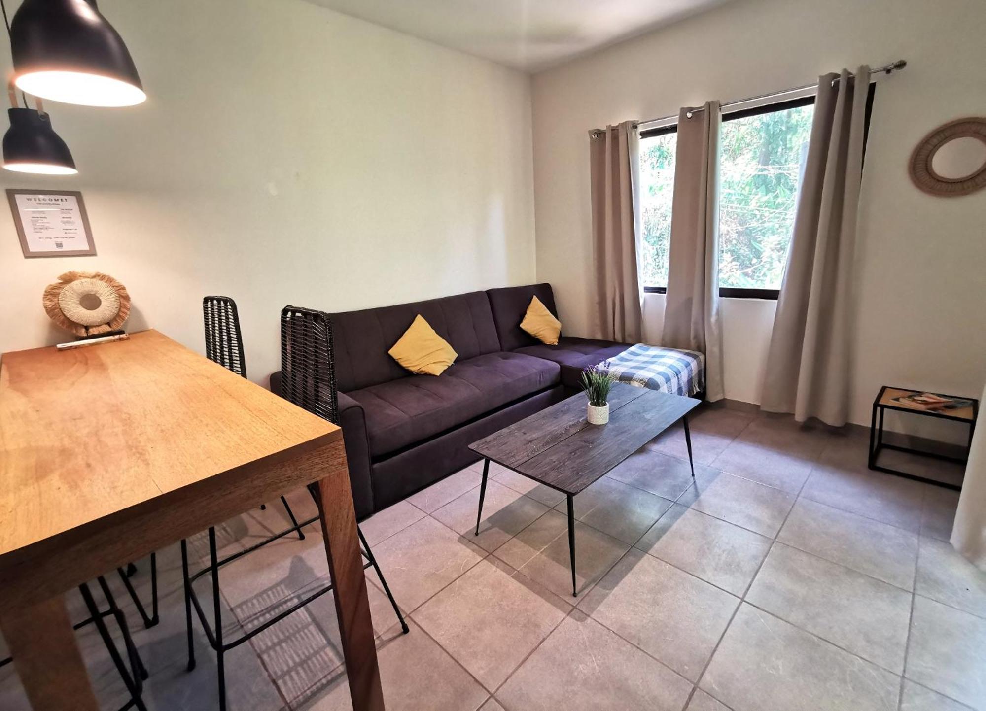 Riverside - Walk To The In Santa Teresa! Newly Renovated!